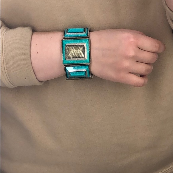 Anthropology turquoise bracelet stretchy like new - Picture 1 of 6